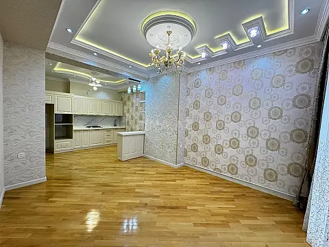 Satılır 3 otaqlı mənzil 105 m²