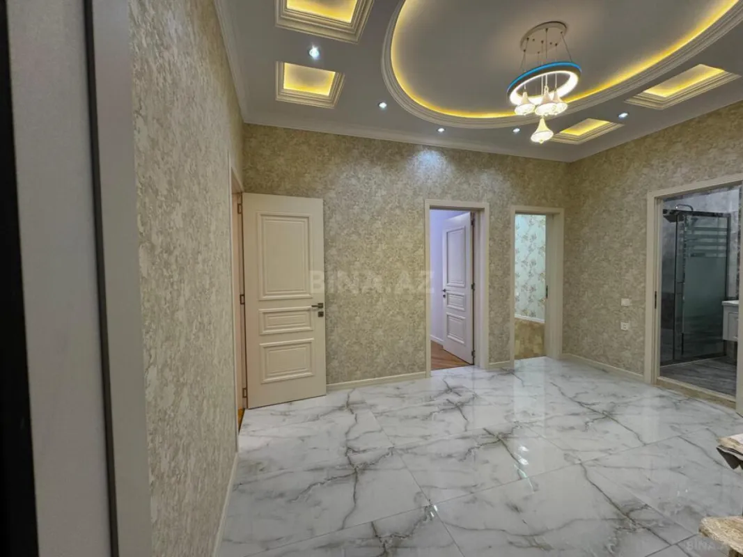 Satılır 3 otaqlı mənzil 105 m²