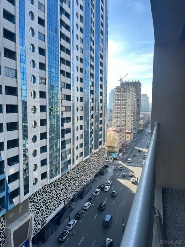 Kirayə verilir 2 otaqlı mənzil 78 m²