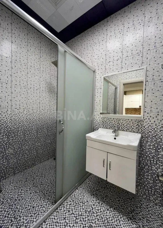 Kirayə verilir 2 otaqlı mənzil 78 m²