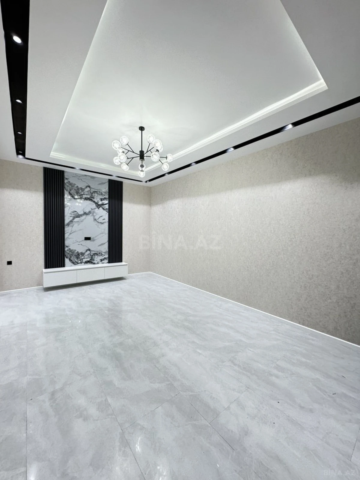 Satılır 4 otaqlı həyət evi 165 m²