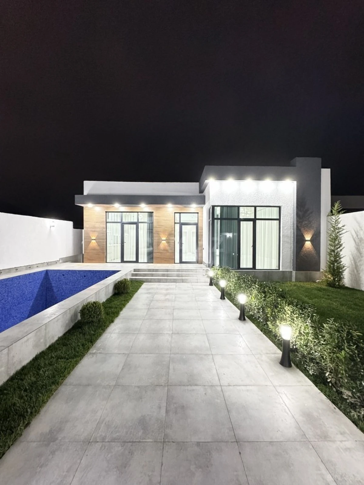 Satılır 4 otaqlı həyət evi 165 m²