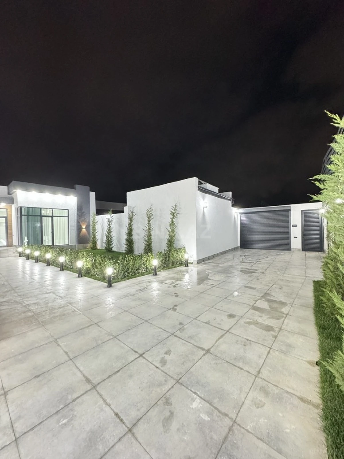 Satılır 4 otaqlı həyət evi 165 m²