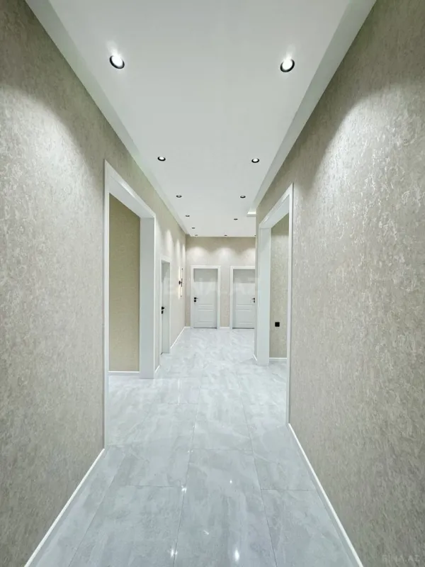 Satılır 4 otaqlı həyət evi 165 m²