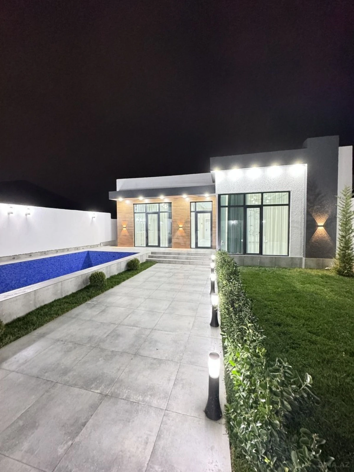 Satılır 4 otaqlı həyət evi 165 m²