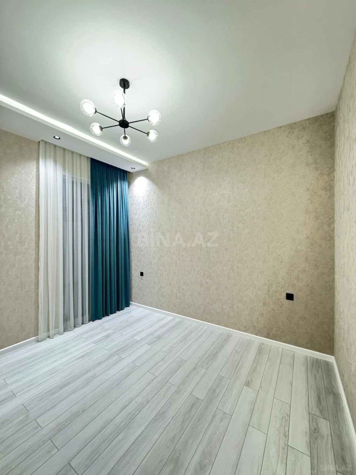 Satılır 4 otaqlı həyət evi 165 m²
