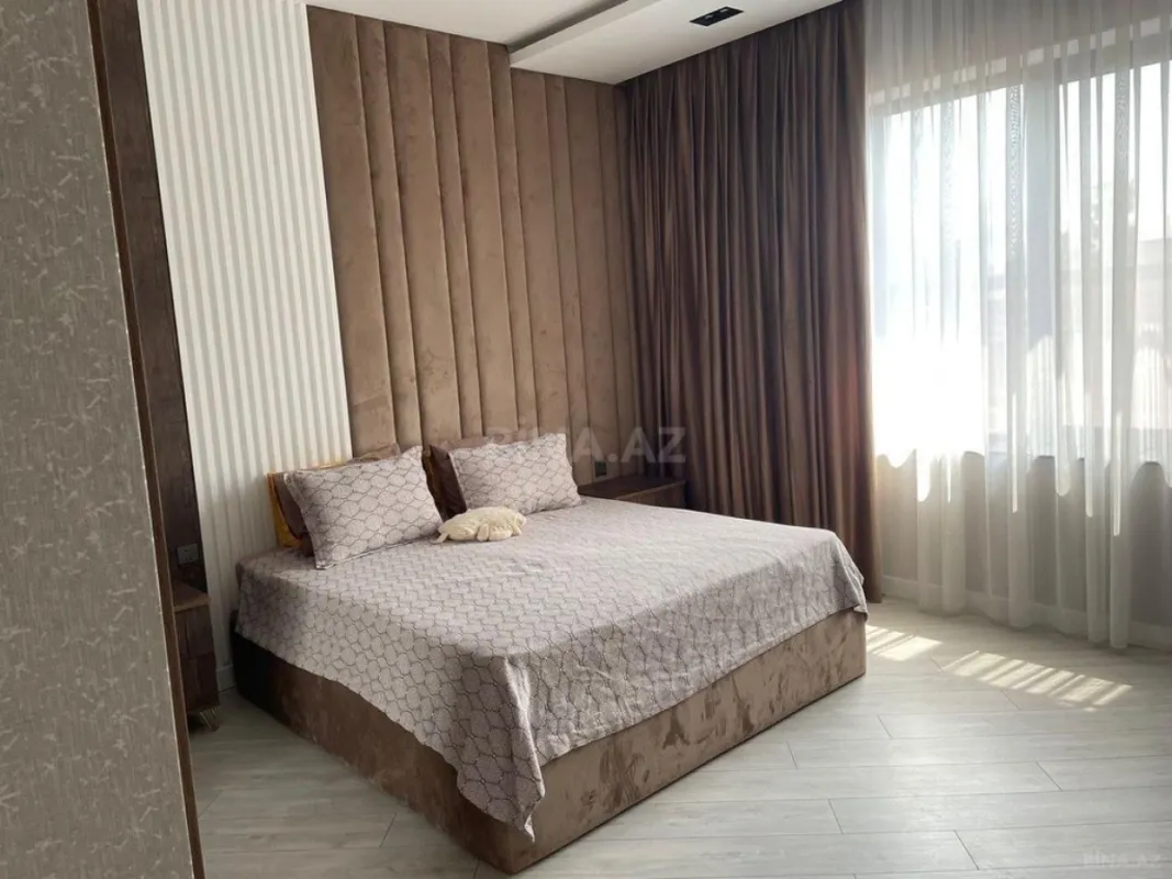 Kirayə verilir 4 otaqlı həyət evi 250 m²