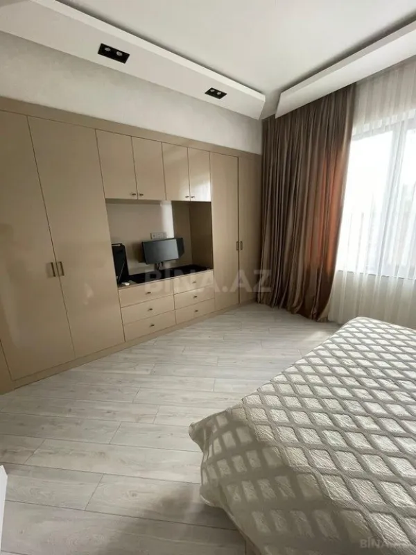 Kirayə verilir 4 otaqlı həyət evi 250 m²