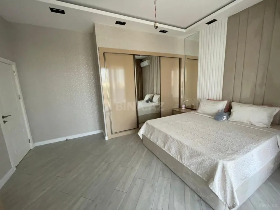 Kirayə verilir 4 otaqlı həyət evi 250 m²