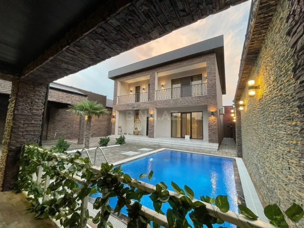 Kirayə verilir 4 otaqlı həyət evi 250 m²