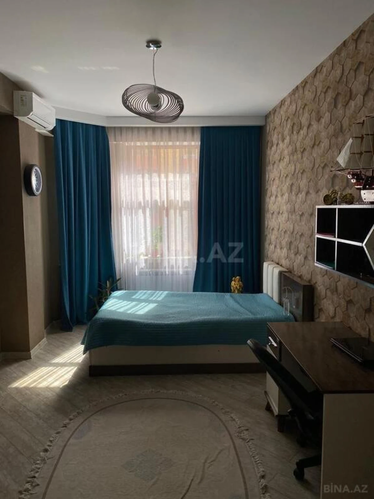 Kirayə verilir 3 otaqlı mənzil 160 m²