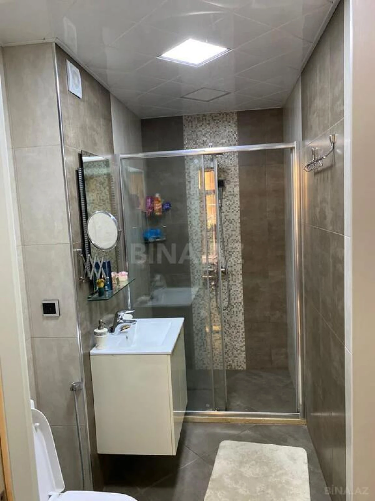 Kirayə verilir 3 otaqlı mənzil 160 m²