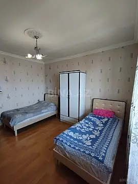 Satılır 4 otaqlı mənzil 105 m²