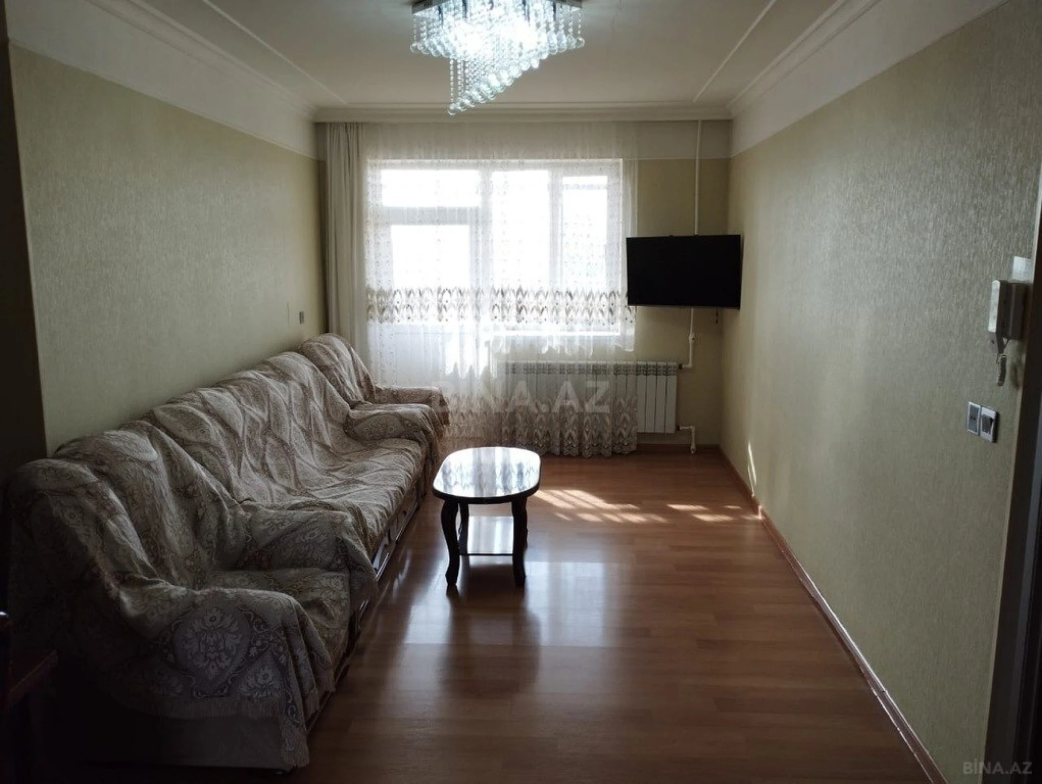 Satılır 4 otaqlı mənzil 105 m²