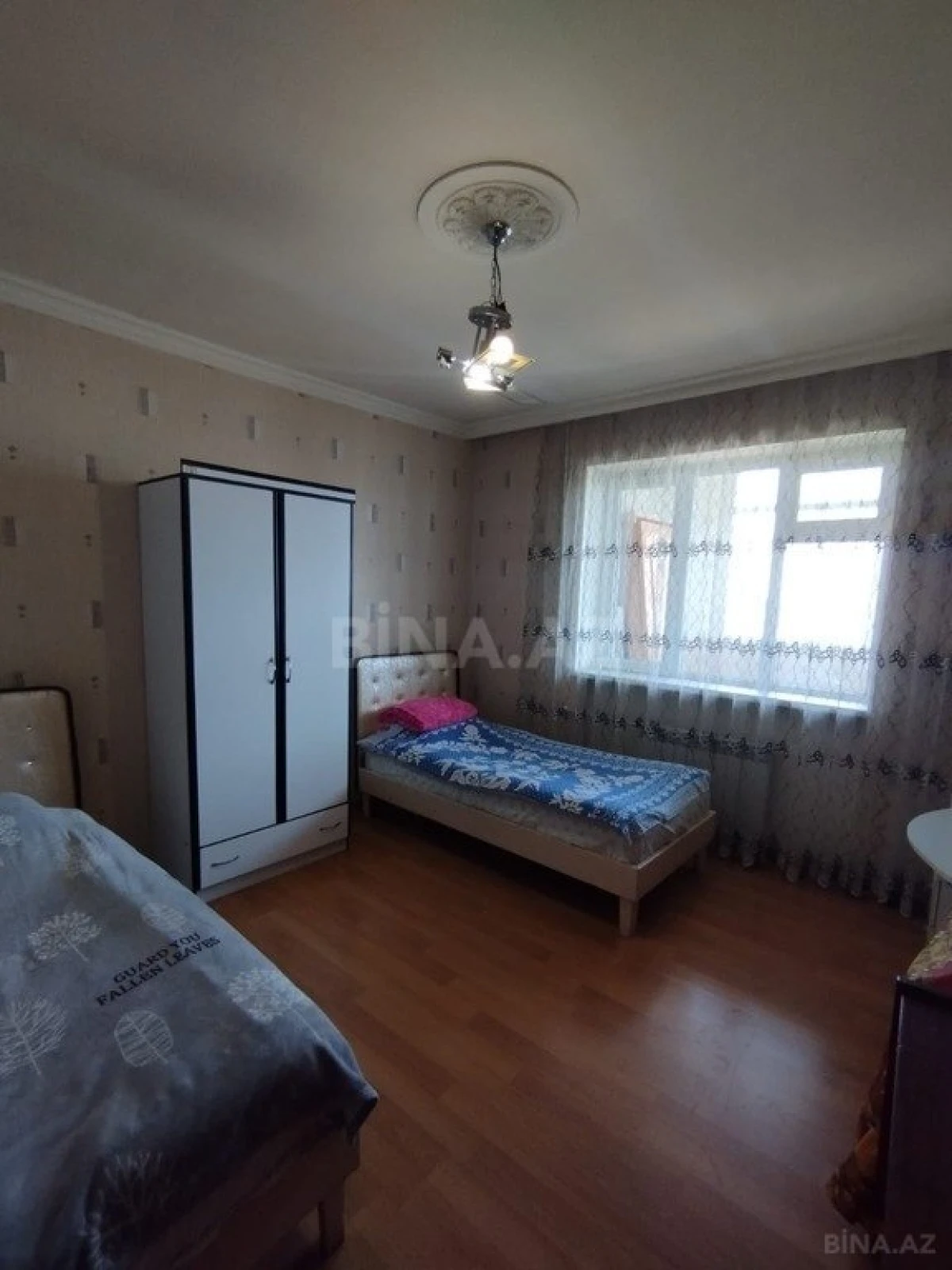 Satılır 4 otaqlı mənzil 105 m²