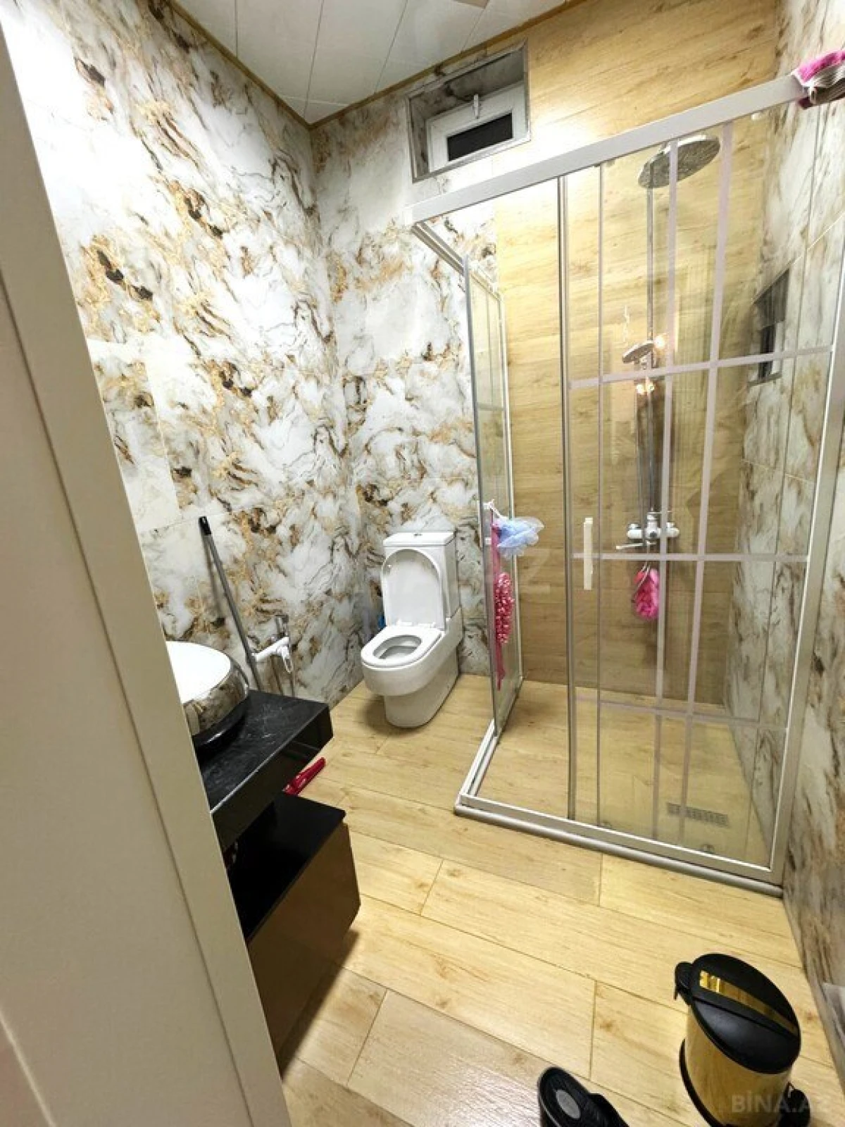 Satılır 7 otaqlı həyət evi 230 m²