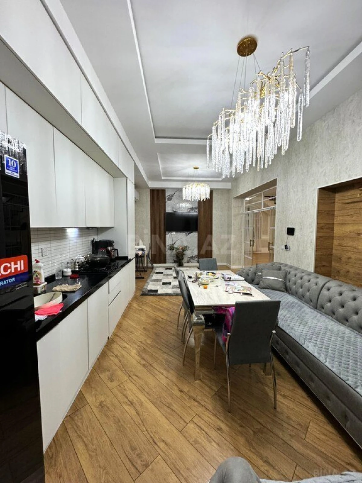 Satılır 7 otaqlı həyət evi 230 m²