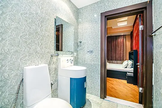 Kirayə verilir 4 otaqlı mənzil 210 m²