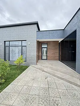 Satılır 4 otaqlı həyət evi 180 m²