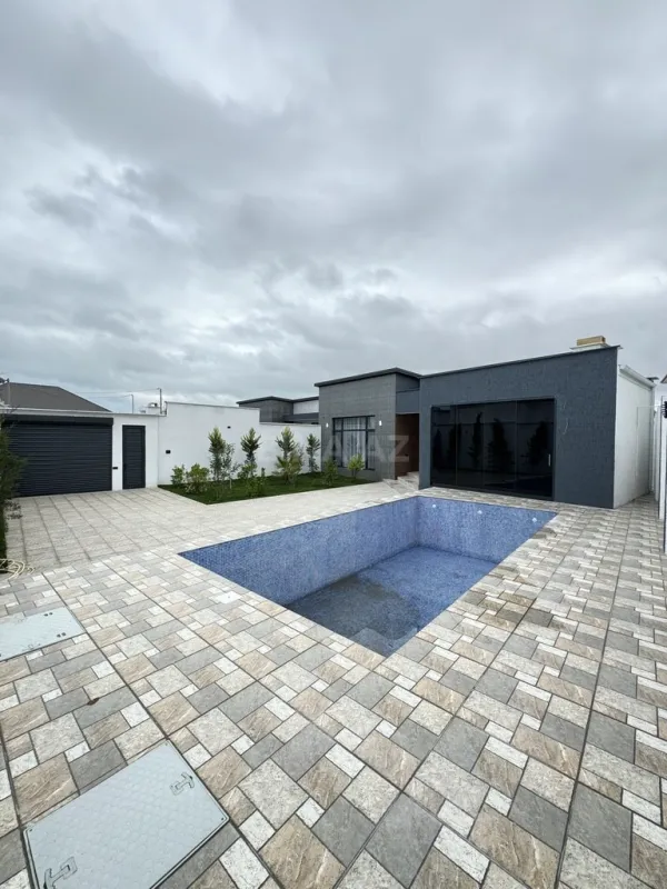 Satılır 4 otaqlı həyət evi 180 m²