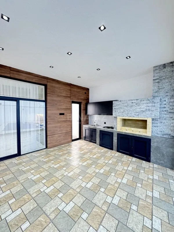 Satılır 4 otaqlı həyət evi 180 m²