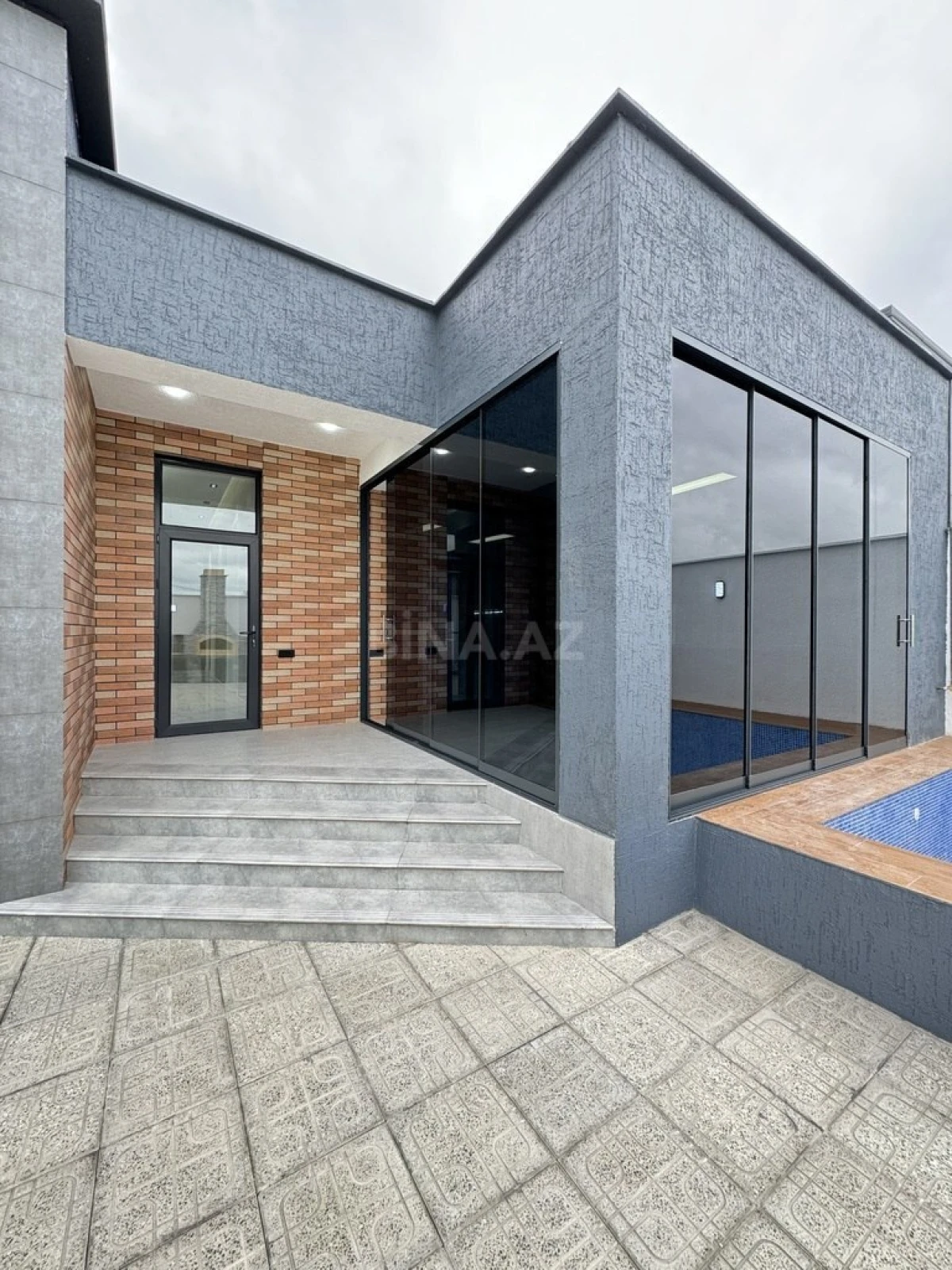 Satılır 4 otaqlı həyət evi 180 m²