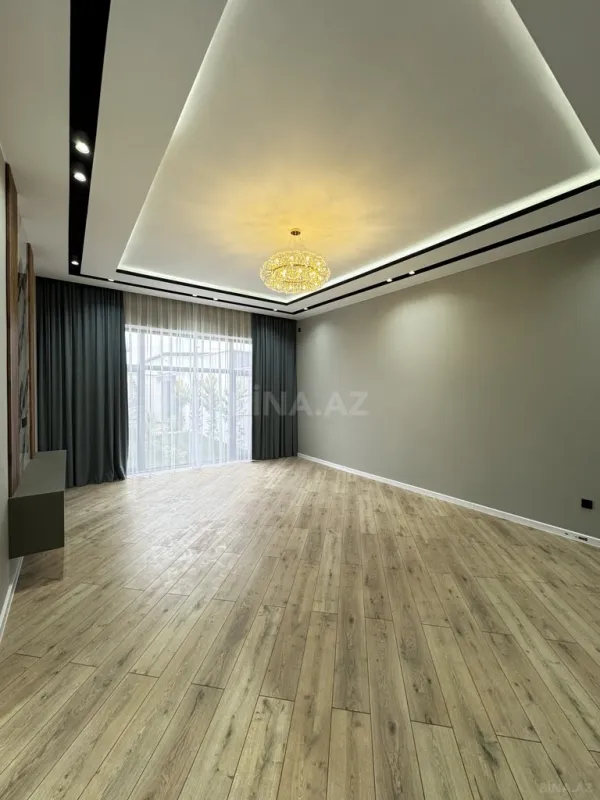 Satılır 4 otaqlı həyət evi 180 m²