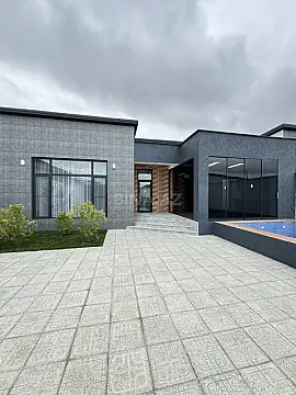 Satılır 4 otaqlı həyət evi 180 m²