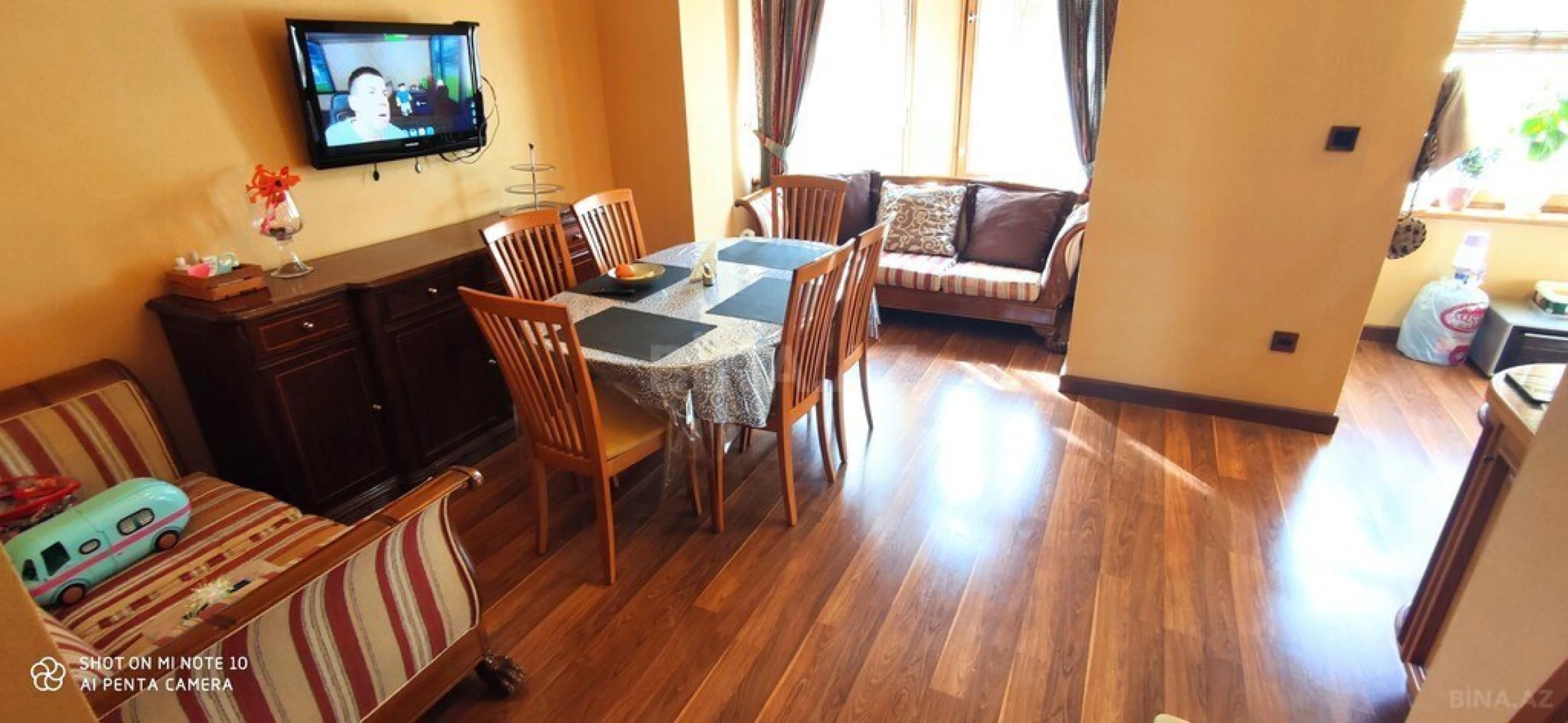 Satılır 5 otaqlı mənzil 192 m²