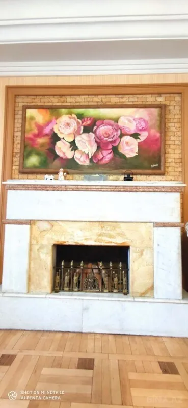 Satılır 5 otaqlı mənzil 192 m²