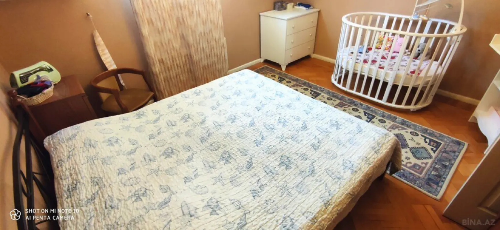 Satılır 5 otaqlı mənzil 192 m²