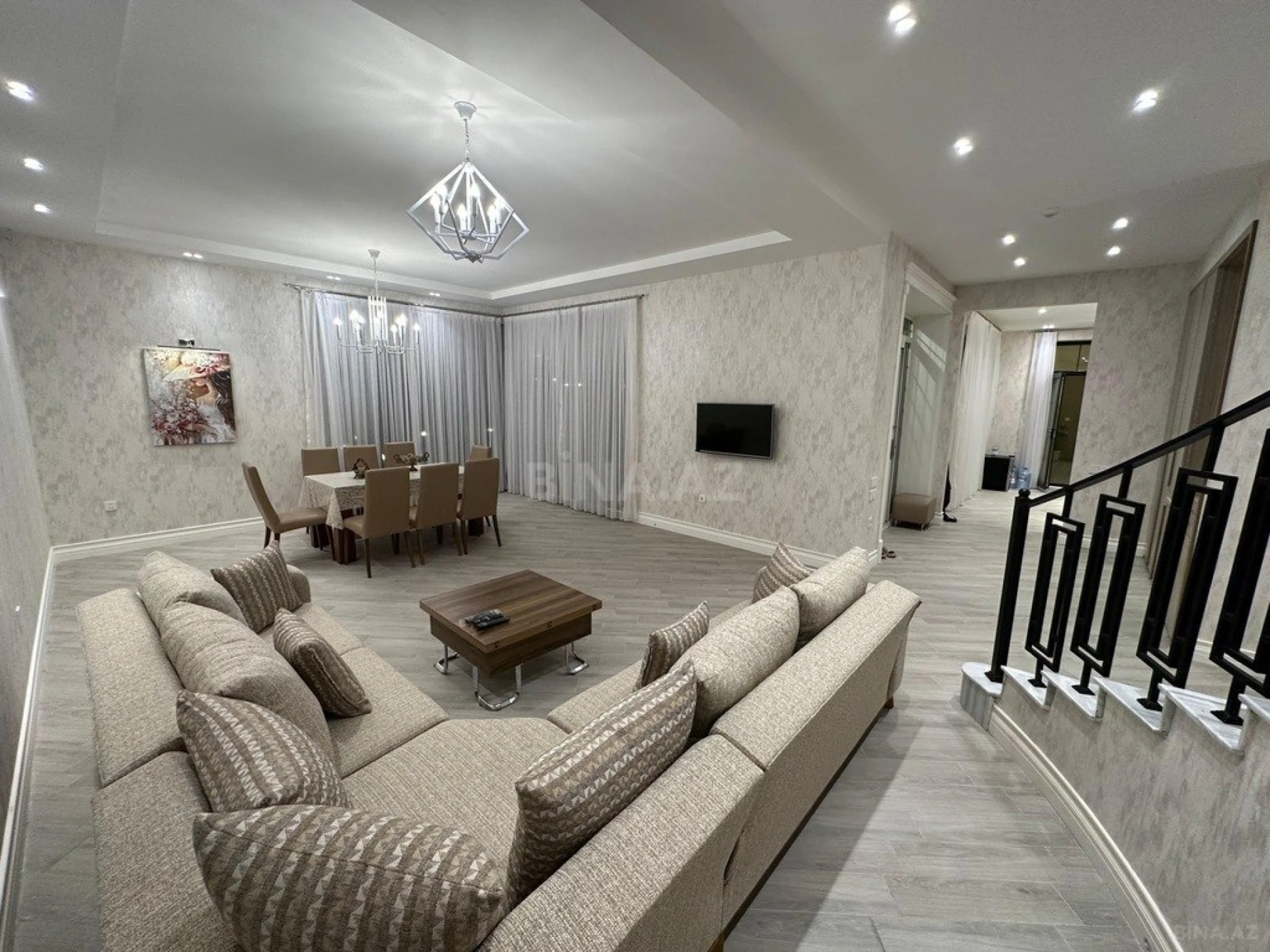 Kirayə verilir 5 otaqlı həyət evi 400 m²