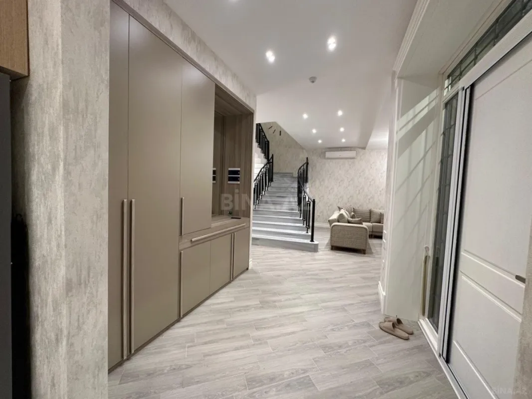 Kirayə verilir 5 otaqlı həyət evi 400 m²