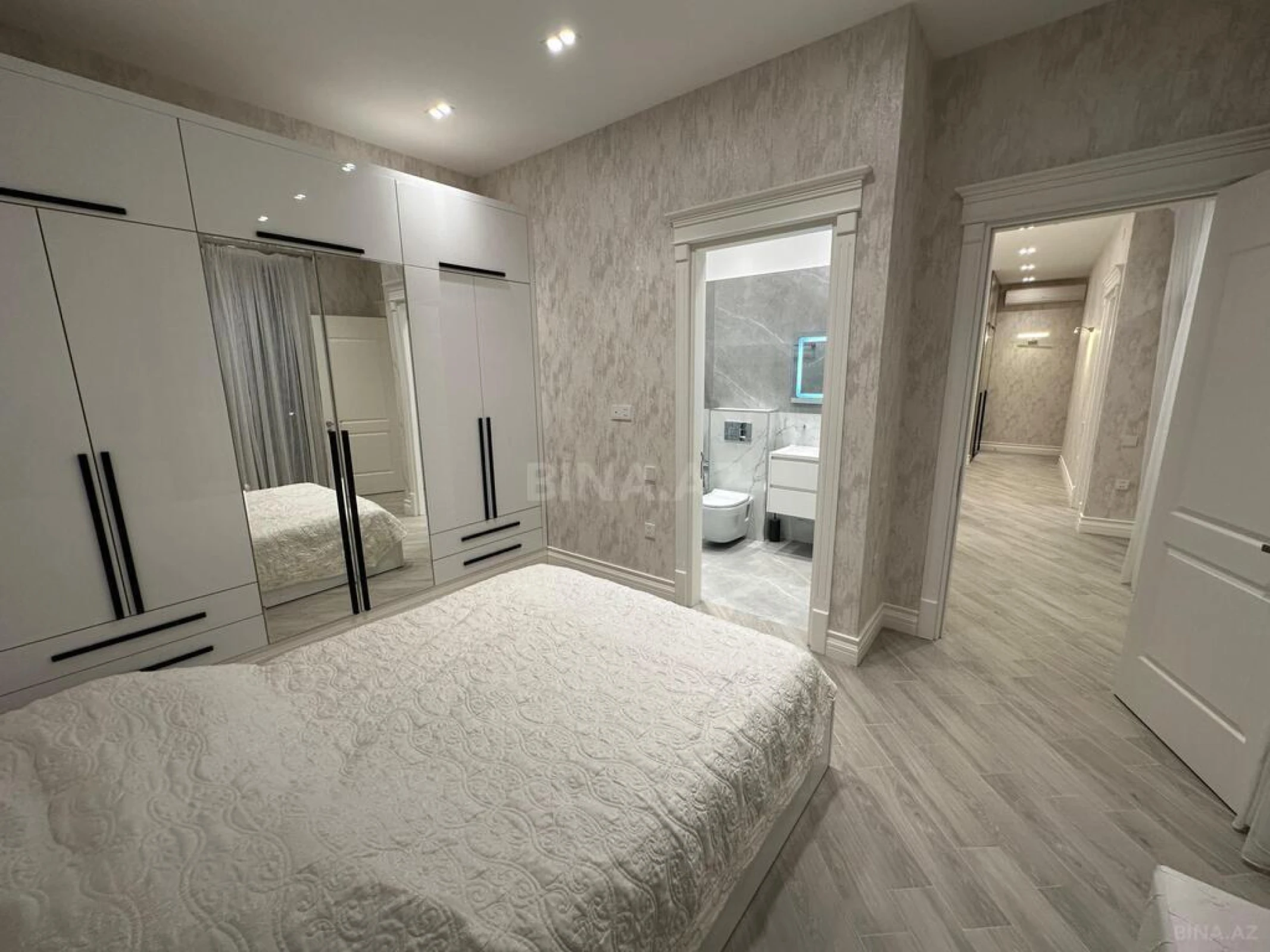 Kirayə verilir 5 otaqlı həyət evi 400 m²