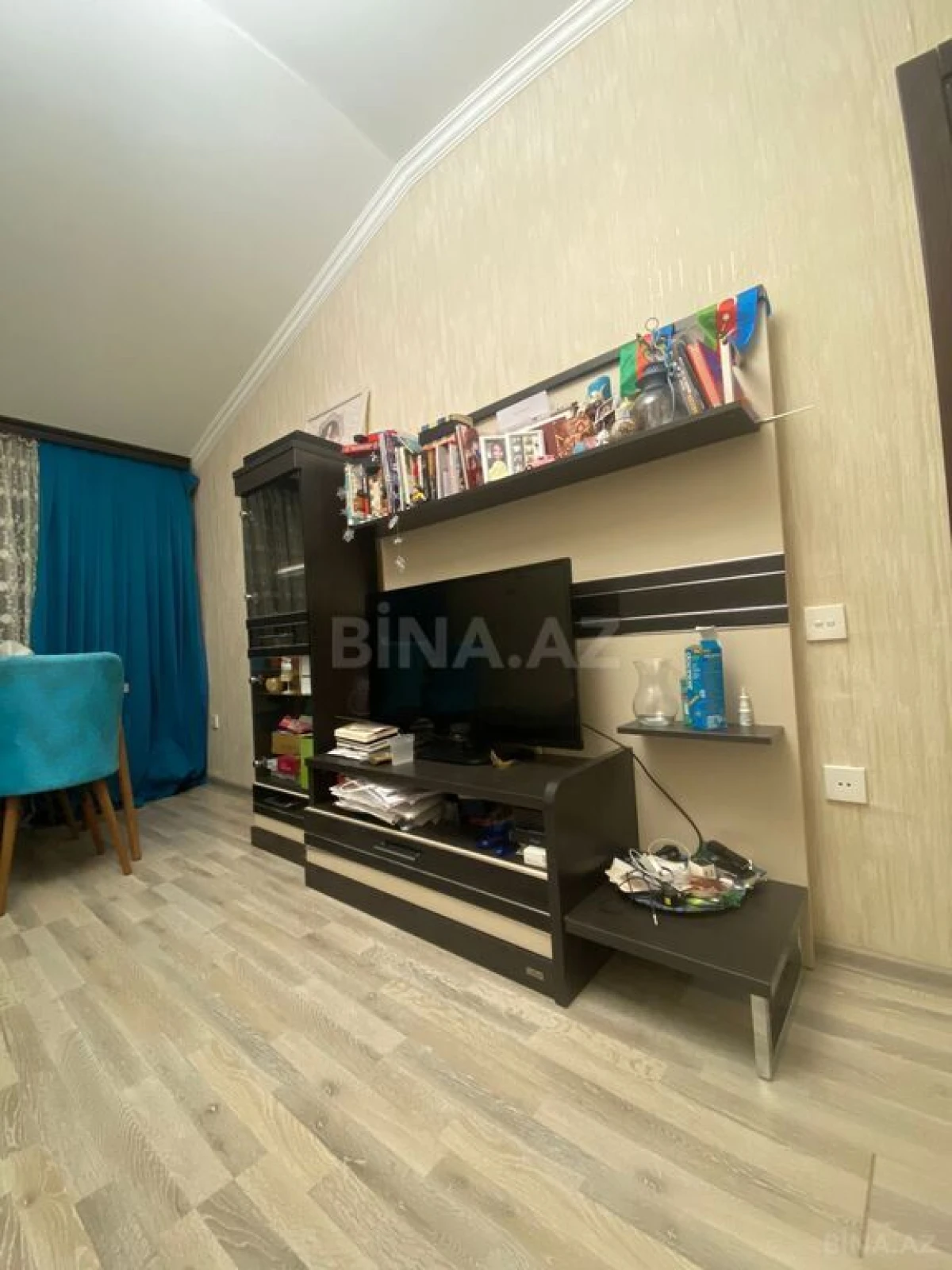 Satılır 2 otaqlı mənzil 81 m²