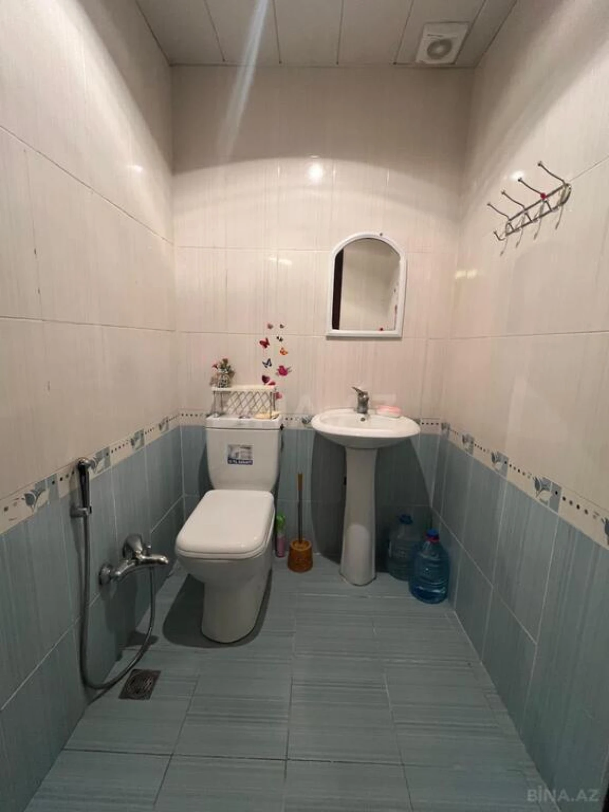 Satılır 2 otaqlı mənzil 81 m²