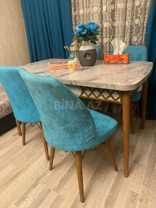 Satılır 2 otaqlı mənzil 81 m²
