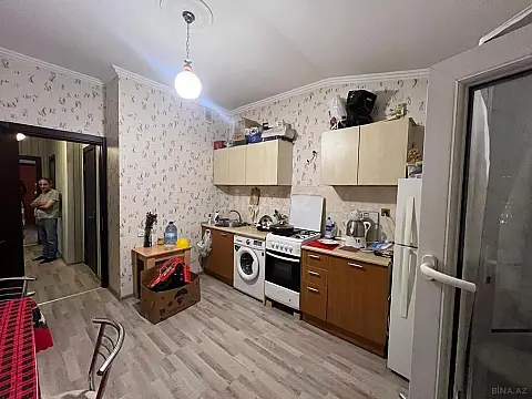 Satılır 2 otaqlı mənzil 81 m²