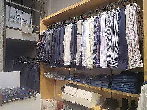 Satılır obyekt 30 m²