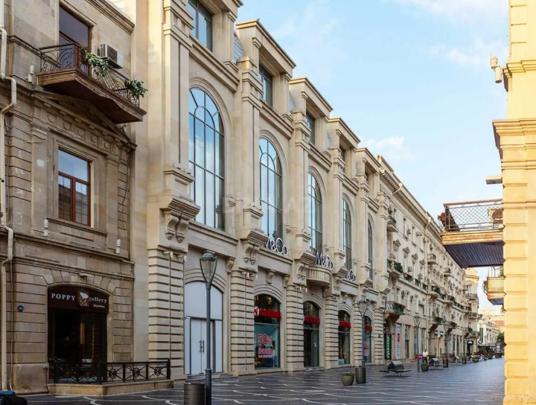 Satılır obyekt 30 m²