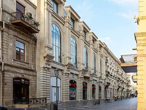 Satılır obyekt 30 m² — Bakı, Sahil qəs. 30.00 m²