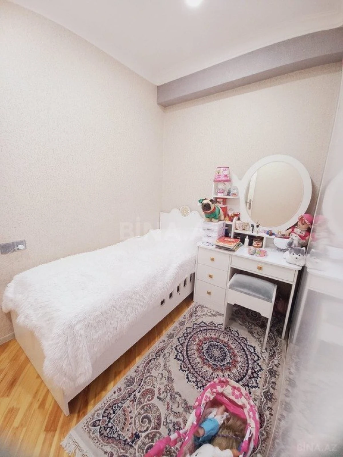 Satılır 3 otaqlı mənzil 120 m²