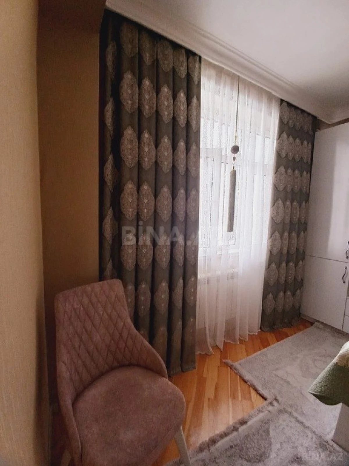 Satılır 3 otaqlı mənzil 120 m²