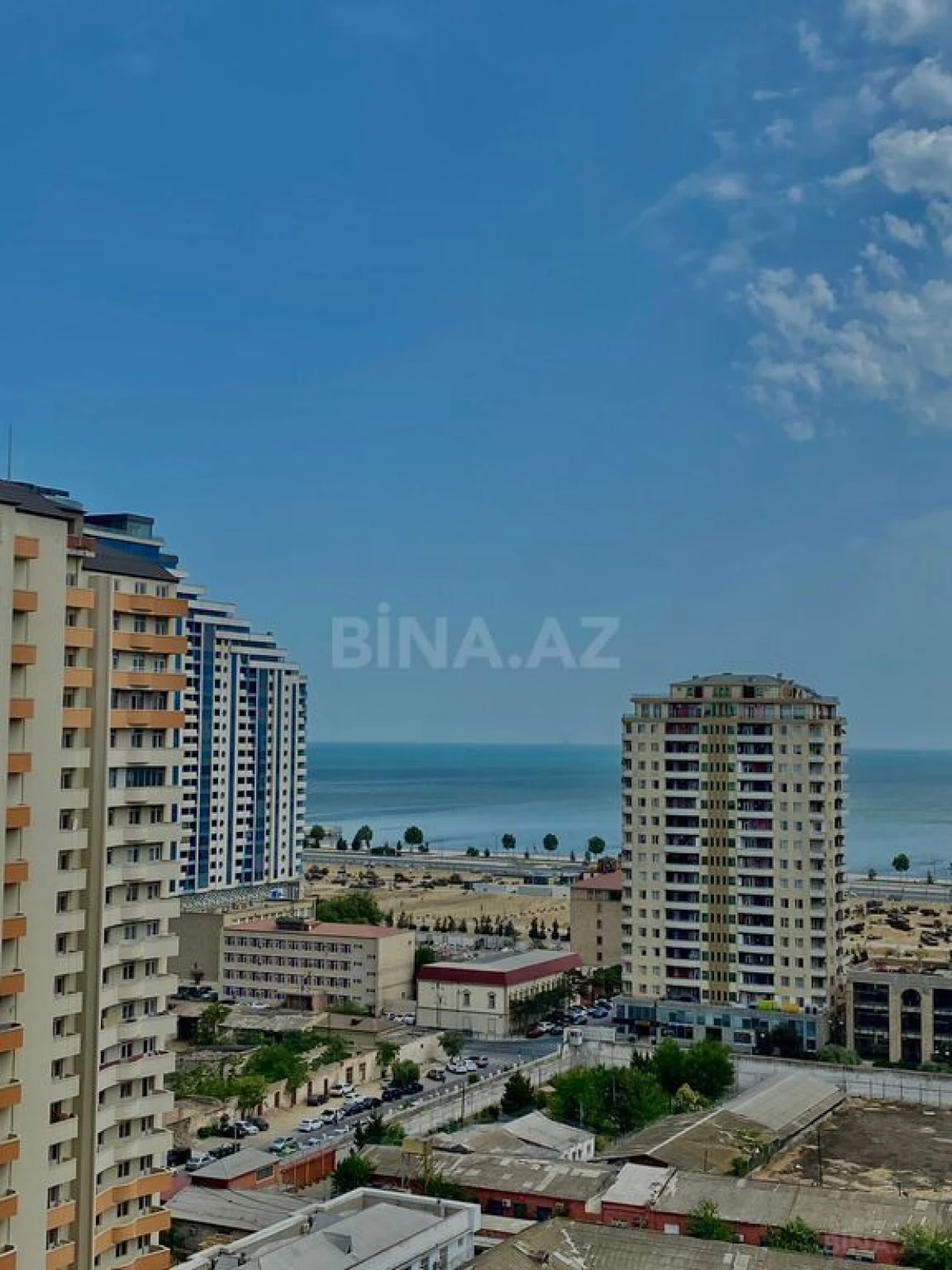 Kirayə verilir 2 otaqlı mənzil 90 m²