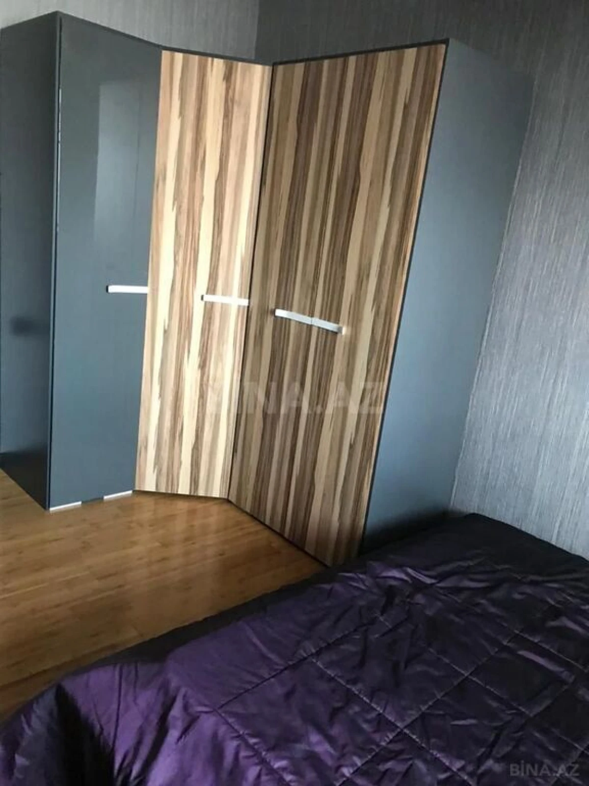 Kirayə verilir 2 otaqlı mənzil 90 m²