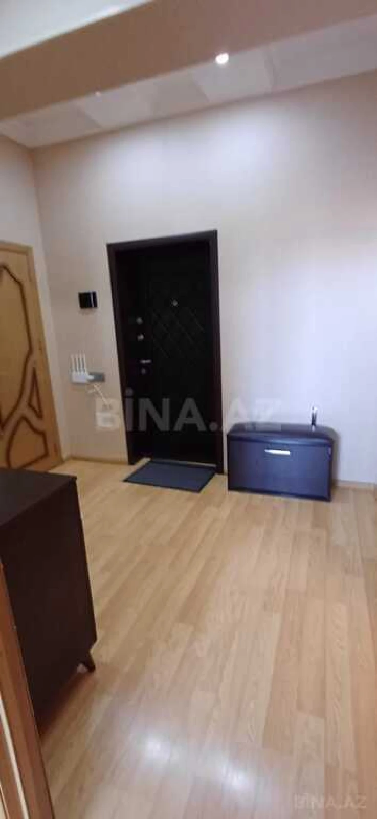 Satılır 2 otaqlı mənzil 86 m²