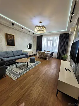 Kirayə verilir 2 otaqlı mənzil 80 m²