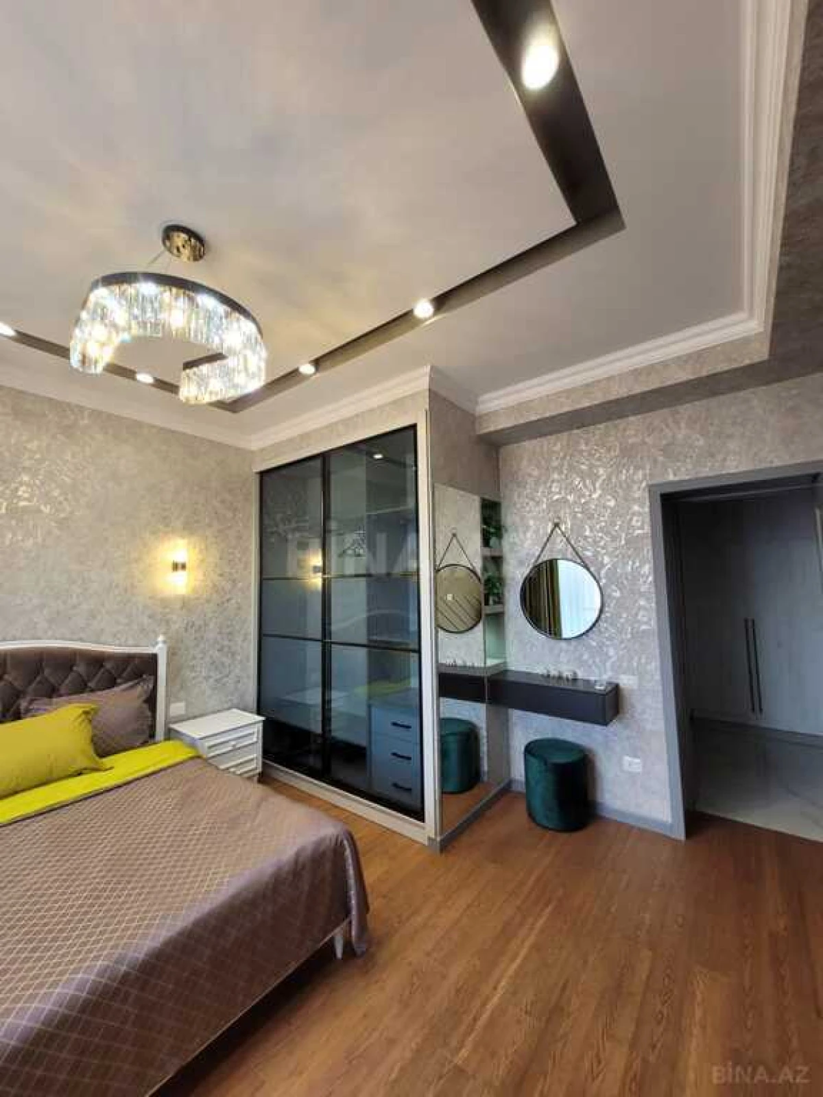 Kirayə verilir 2 otaqlı mənzil 80 m²