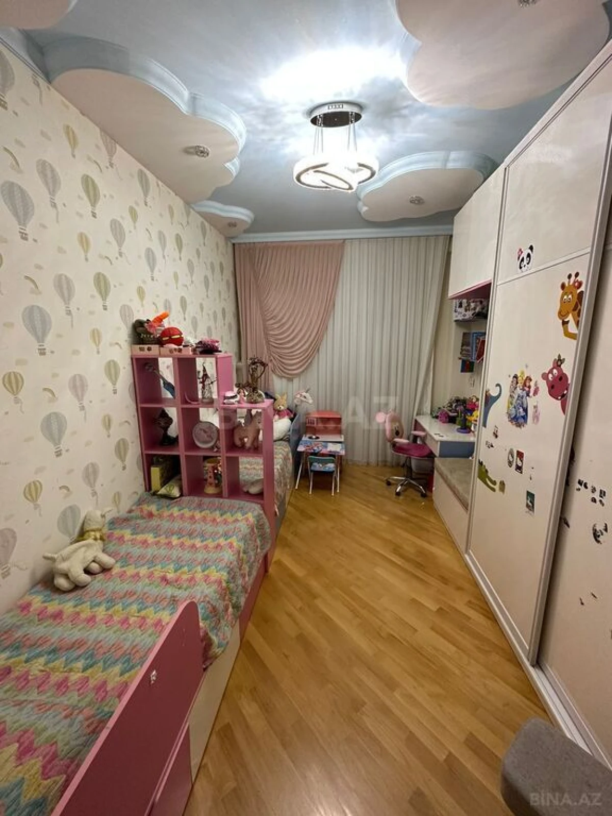 Satılır 3 otaqlı mənzil 125 m²