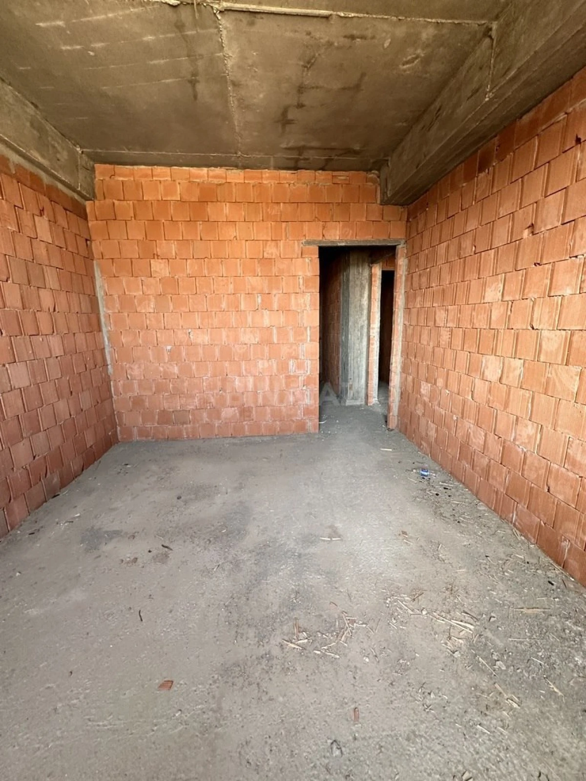 Satılır 1 otaqlı mənzil 54 m²